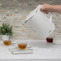 West Bend - 1.5 L White & Gold Electric Kettle - KTWB2LWG13