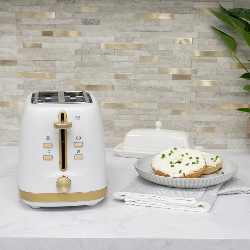 West Bend - Timeless 2-Slice White & Gold Toaster - TTWB2SWG13