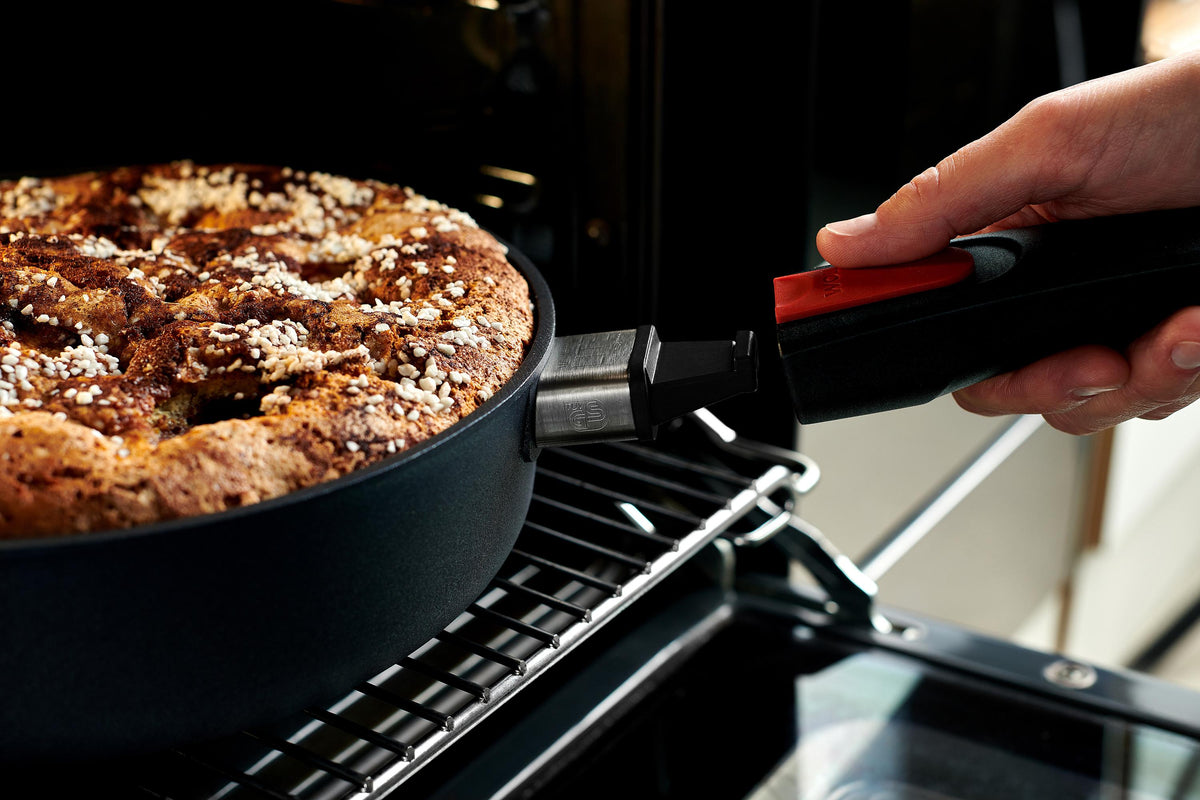 Woll - Diamond Lite 12.6" Non-Stick Saute Pan With Black Detachable Handle and Lid (32 CM) - 1732DPIL