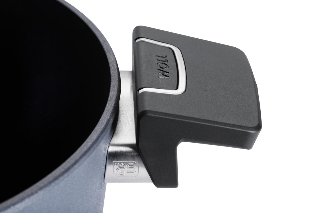 Woll - Diamond Lite 9.4" Non-Stick Dutch Oven With Lid (24 CM) - 124DPIL