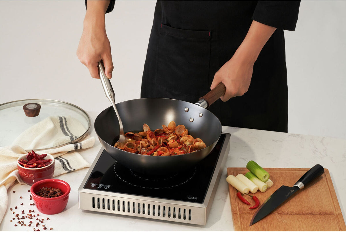 ZWILLING - Dragon 12" Carbon Steel Wok with Lid - 1010712 - DISCONTINUED