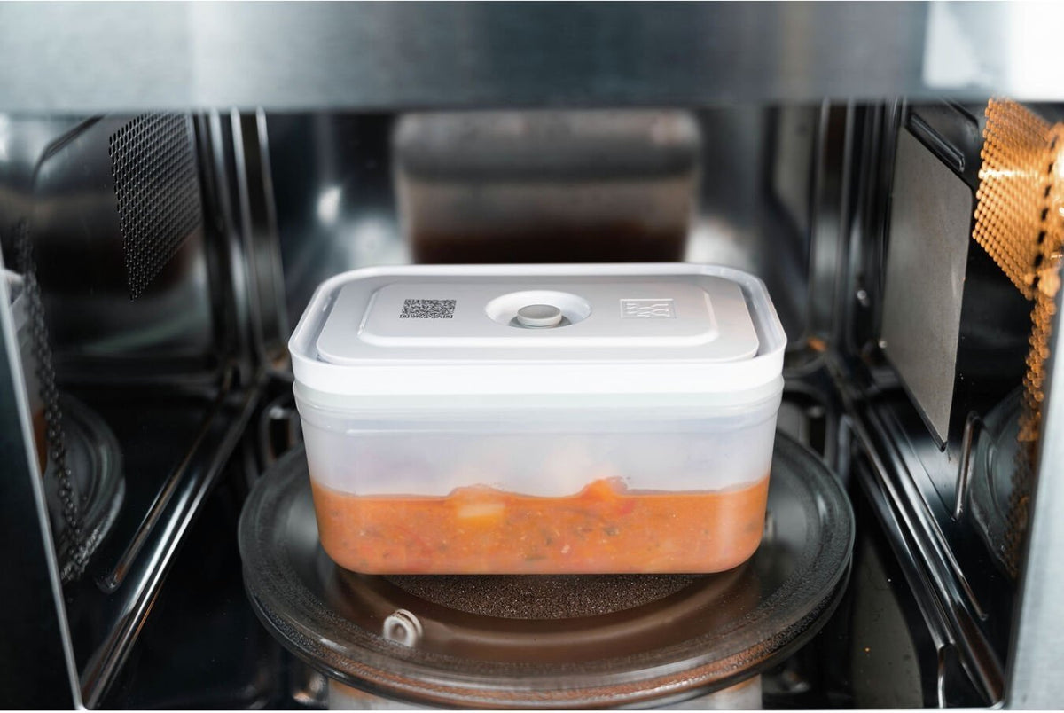 Zwilling - 2.3 L Fresh & Save Large Plastic Vacuum Container - 36804-300