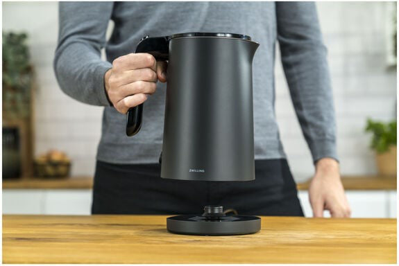 Zwilling - Enfinigy 1 L Black Kettle - 53105-101