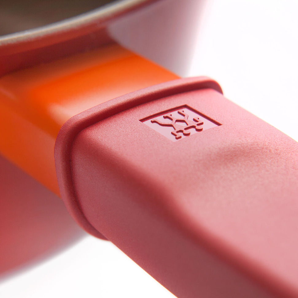 Zwilling - Now 11" Aluminum Red Saute Fry Pan With Lid - 65520-280