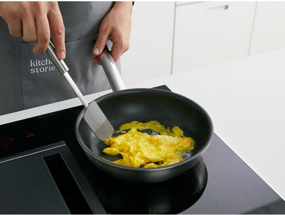 Zwilling - Pro Stainless Steel & Silicone Pastry Scraper - 37160-032