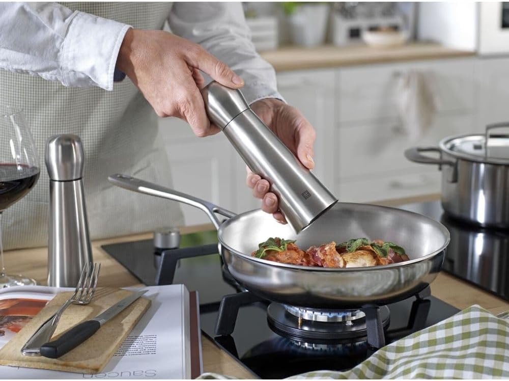 Zwilling - Stainless Steel Salt Mill - 39500-018