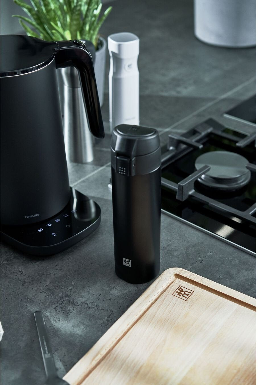 Zwilling - Thermo 450 ml Black Travel Bottle - 39500-508
