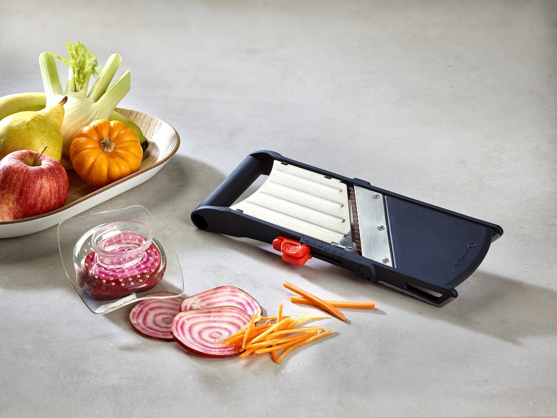 de Buyer - Komi Hand Mandoline Vegetable Slicer - 2018.00 - DISCONTINUED