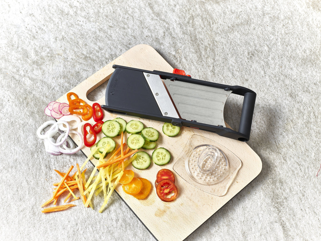de Buyer - Komi Hand Mandoline Vegetable Slicer - 2018.00 - DISCONTINUED