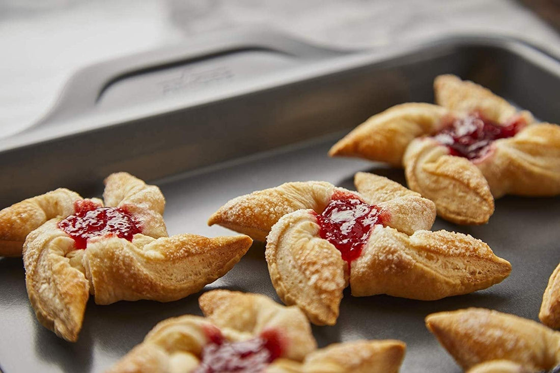 All-Clad - Pro-Release Non-Stick Jelly Roll Pan - J2570464 - DISCONTINUED