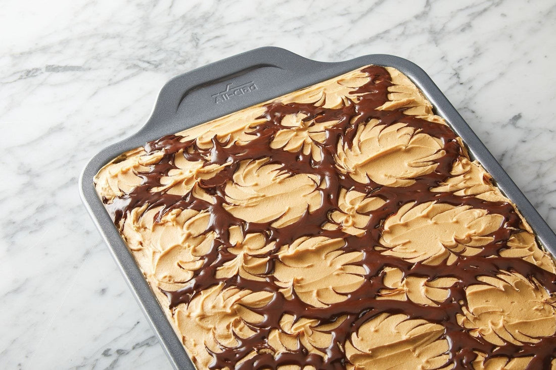 All-Clad - Pro-Release Non-Stick Quarter Sheet Pan - J2570264 - DISCONTINUED