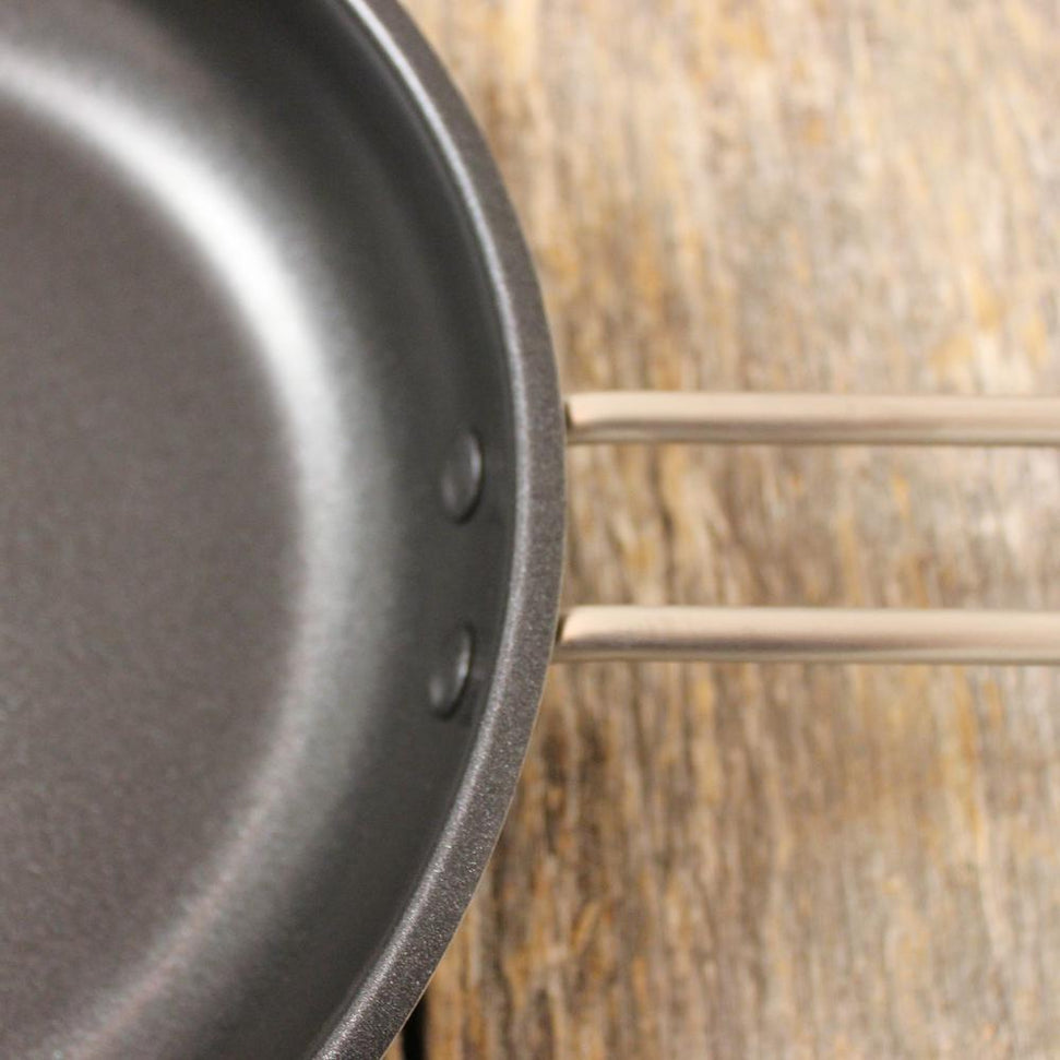 BergHOFF - 9.5" Bistro Non-Stick Fry Pan - 4410028