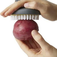 Chef'n - PalmBrush Vegetable Brush - 102001336