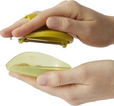 Chef'n - PalmPeeler Vegetable Peeler - 102002053