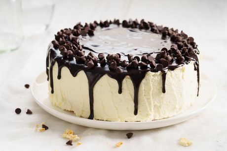 Cuisinart - 9" Round Cake Pan - WMB-9RCKC