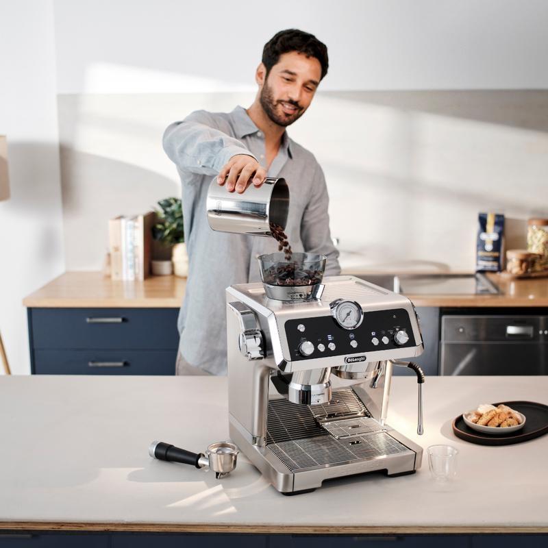DeLonghi - La Specialista Prestigio Espresso Machine with Smart Tamping Station & Dual Heating System - EC9355M