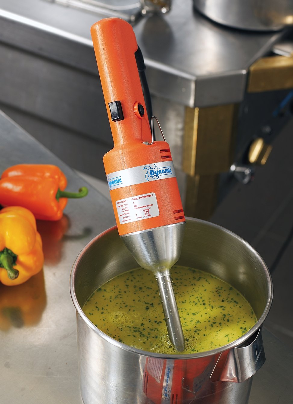 Dynamic - 7" Shaft Single Speed Non-Detachable Immersion Mini Mixer with Emulsifying Blade, 115V - MX008.1