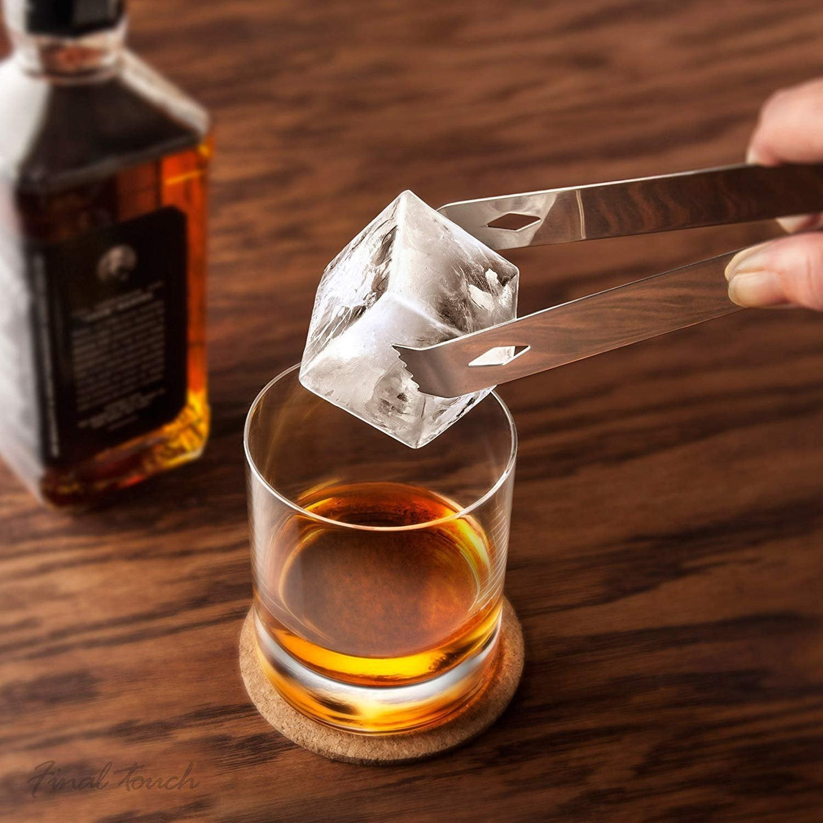 Final Touch - Extra Large Ice Cube Trays - FTC209