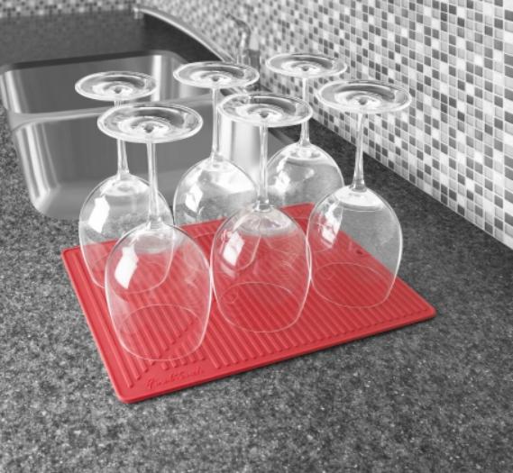 Final Touch - Silicone Drying Mat Red - FTA1880-9