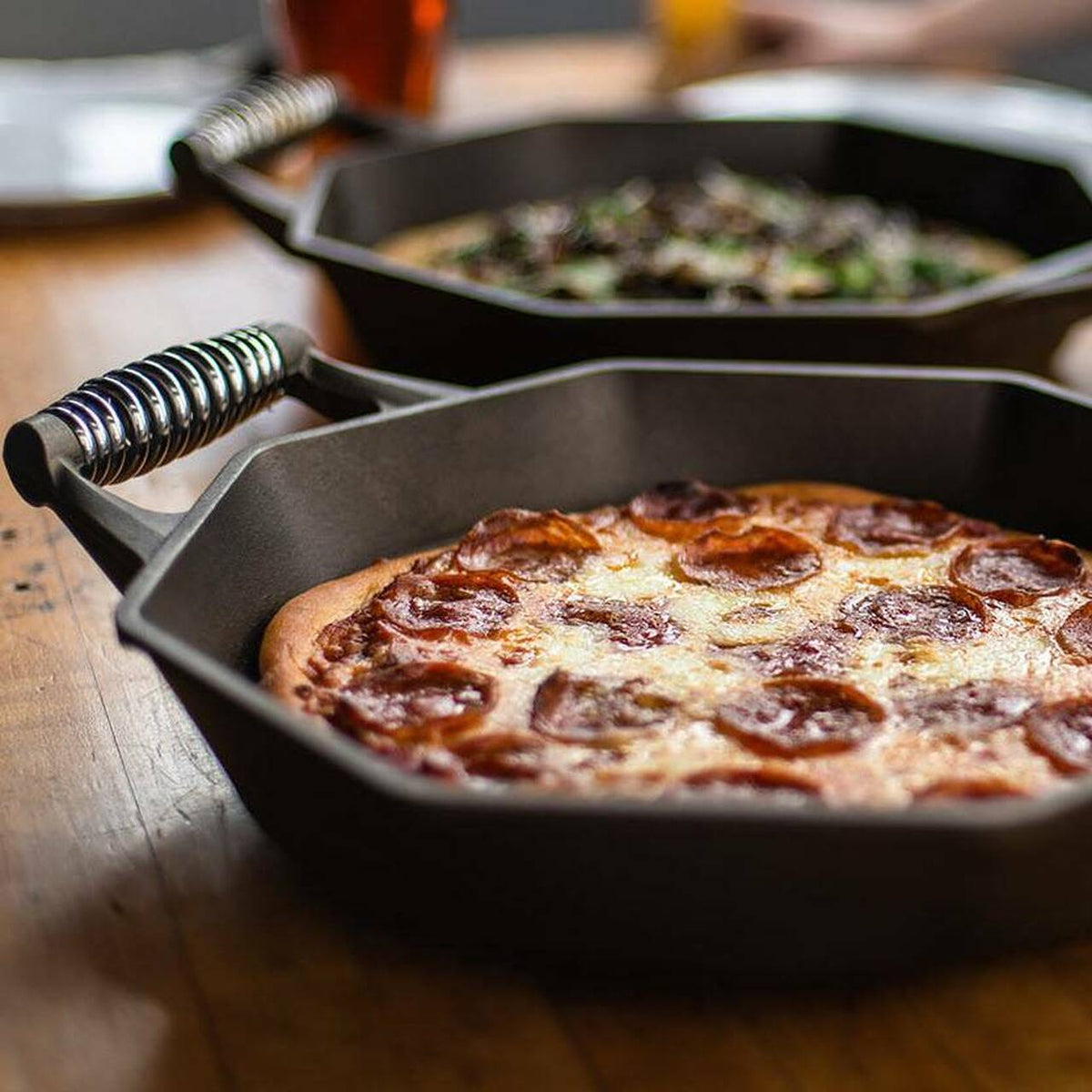 Finex - 14" Cast Iron Dual Handle Skillet With Lid - SL14-10001