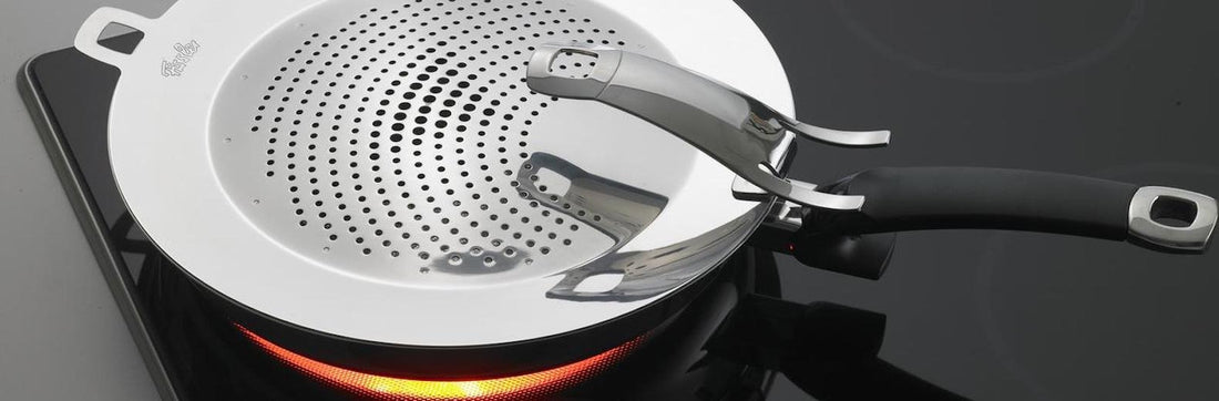 Fissler - Universal Splatter Shield With Integrated Holder - 12007000200