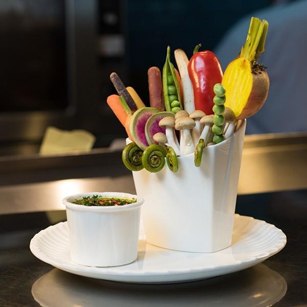 Fortessa - 4 PC 4.25" x 6" Fortaluxe SuperWhite Food Truck Vitrified China Large Fry (11 x 15.5 cm) - 4600.F0000.08