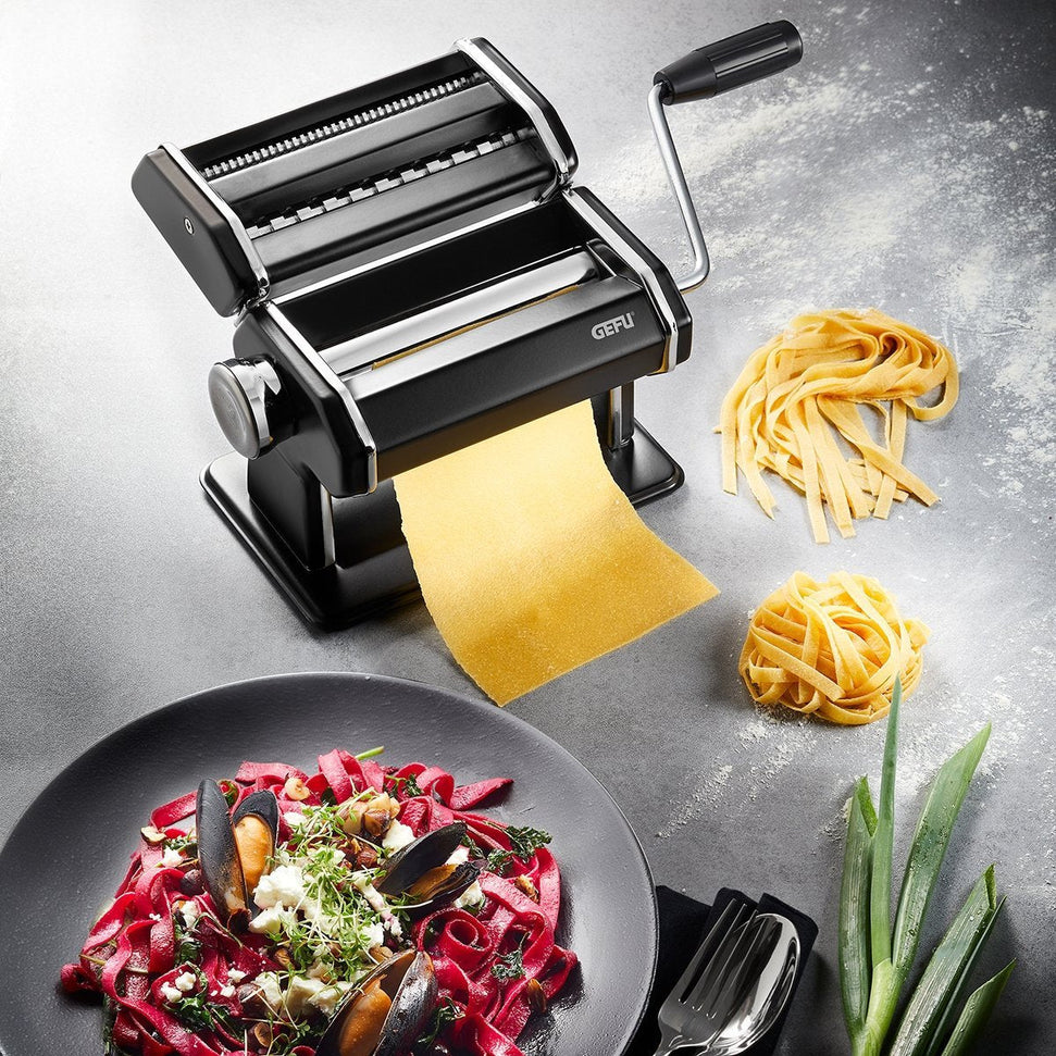 GEFU - PASTA PERFETTA Pasta Machine Black - GF89426