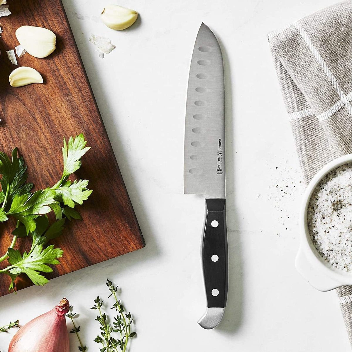 HENCKELS - Statement 7" Santoku Knife - 13548-181