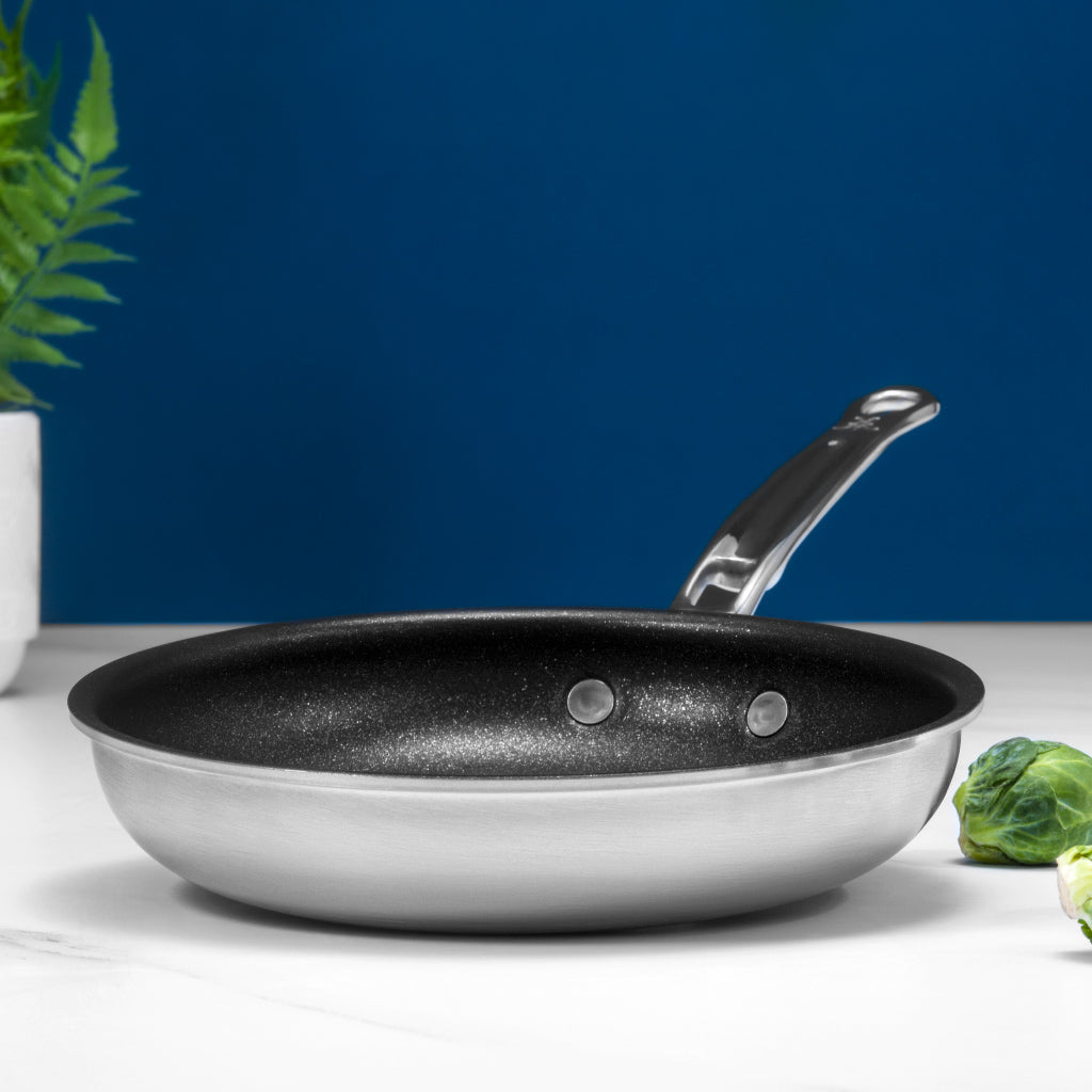 Hestan - 8.5" Thomas Keller Insignia Titum Non-Stick Fry Pan - 31027