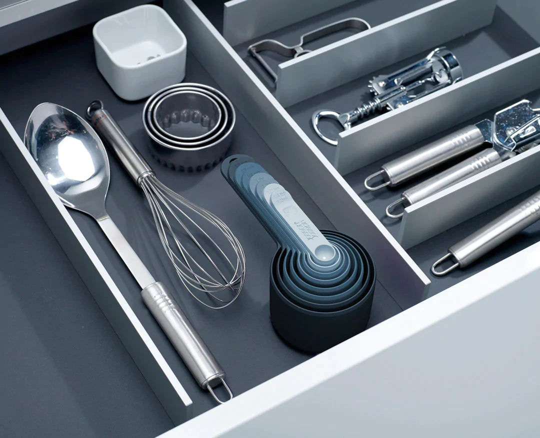 Joseph Joseph - 8 PC Nesting Measuring Cup Set - 7989990BG