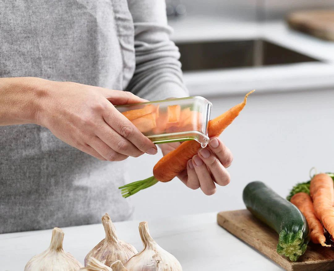 Joseph Joseph - PeelStore Waste Collecting Peeler - 7020166GR