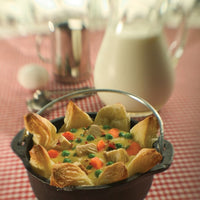 Lodge - 0.4 L Heat-Treated Cast Iron Country Kettle - HCK