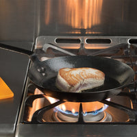 Lodge - 10" Seasoned Steel Skillet - CRS10