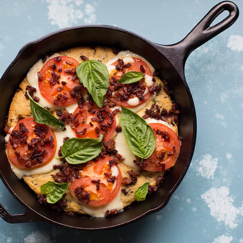 Lodge - 10.25" Cast Iron Skillet - L8SK3INT
