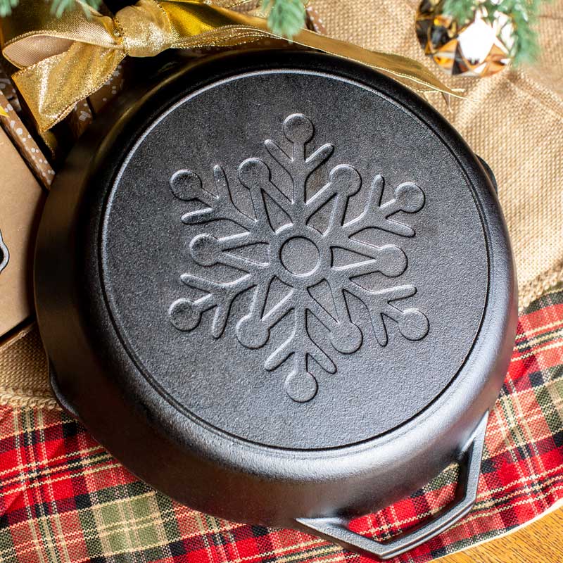 Lodge - 12" Cast Iron Snowflake Skillet - L10SKSF