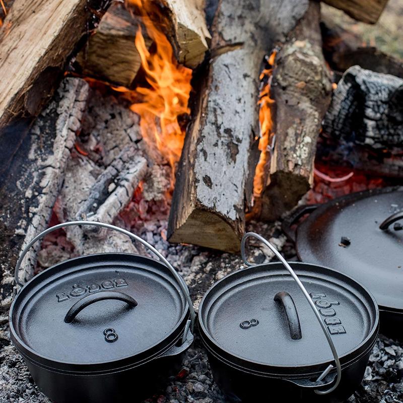Lodge - 1.9 L Cast Iron Camp Dutch Oven - L8CO3