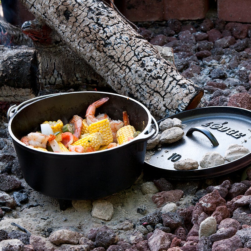 Lodge - 4.7 L Cast Iron Deep Camp Dutch Oven - L10DCO3
