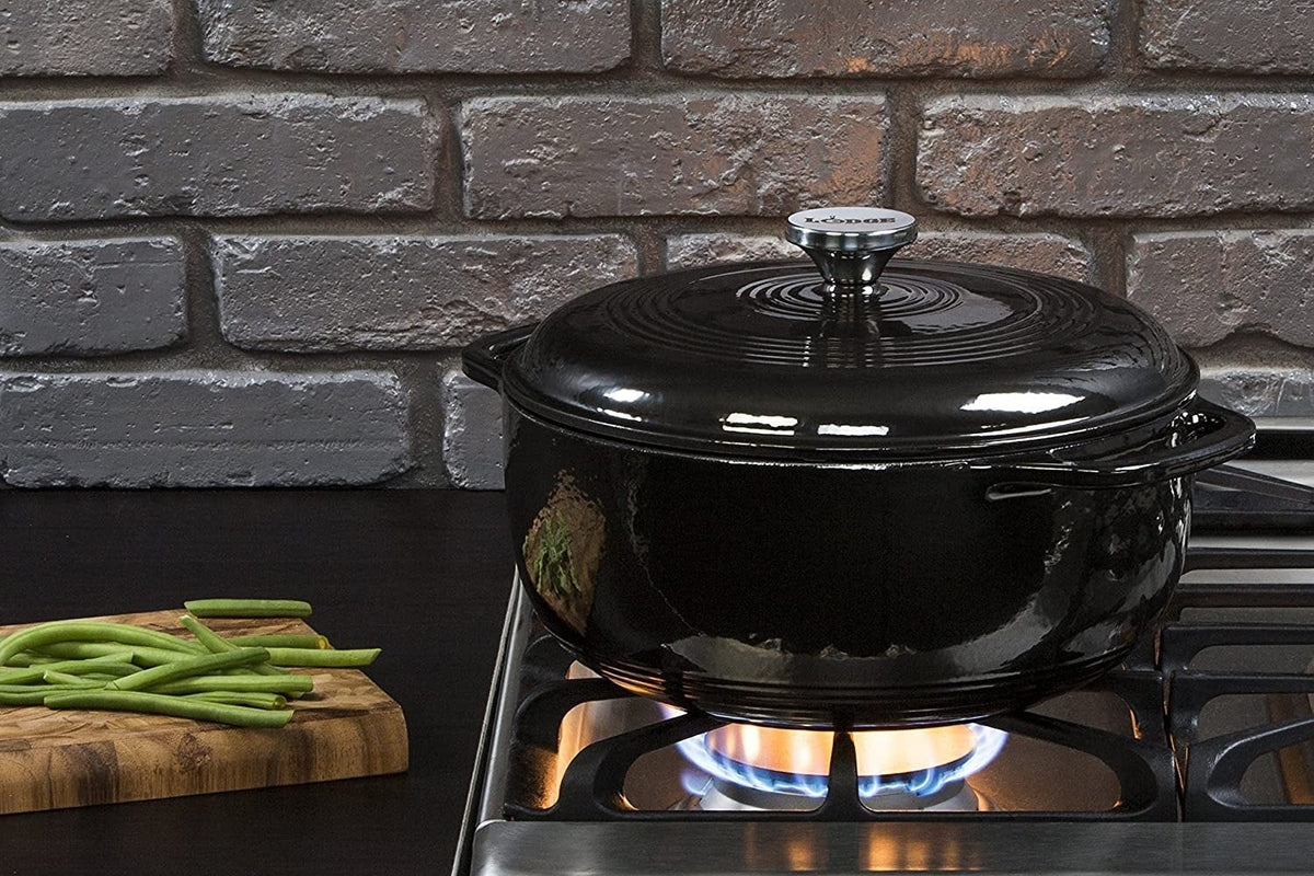 Lodge - 5.7 L Enameled Cast Iron Dutch Oven Midnight Chrome - EC6D18