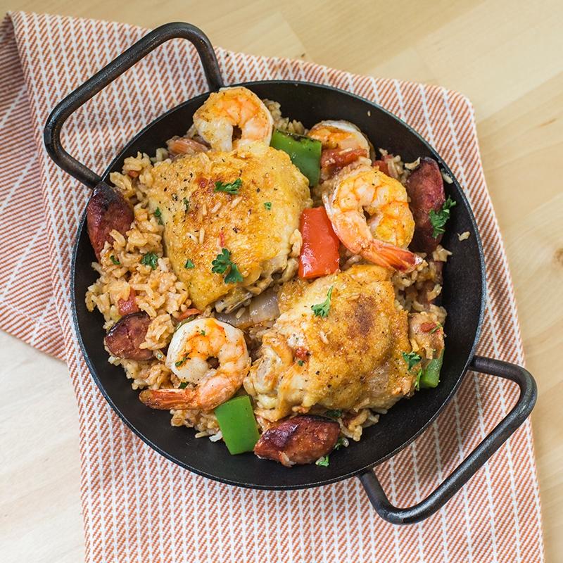 Lodge - 8" Seasoned Carbon Steel Dual Handle Pan - CRS8DLH