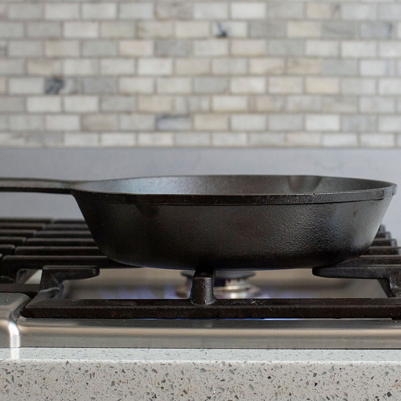 Lodge - 9" Cast Iron Skillet - L6SK3