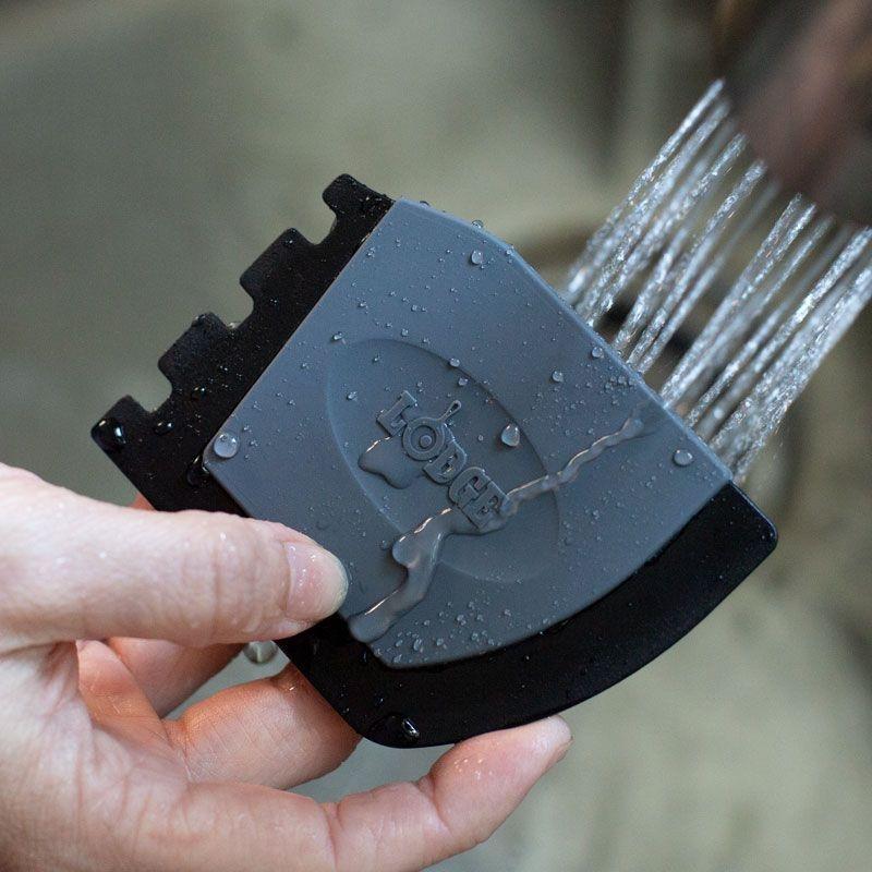 Lodge - Deluxe Pan Scraper - SCRAPERDX