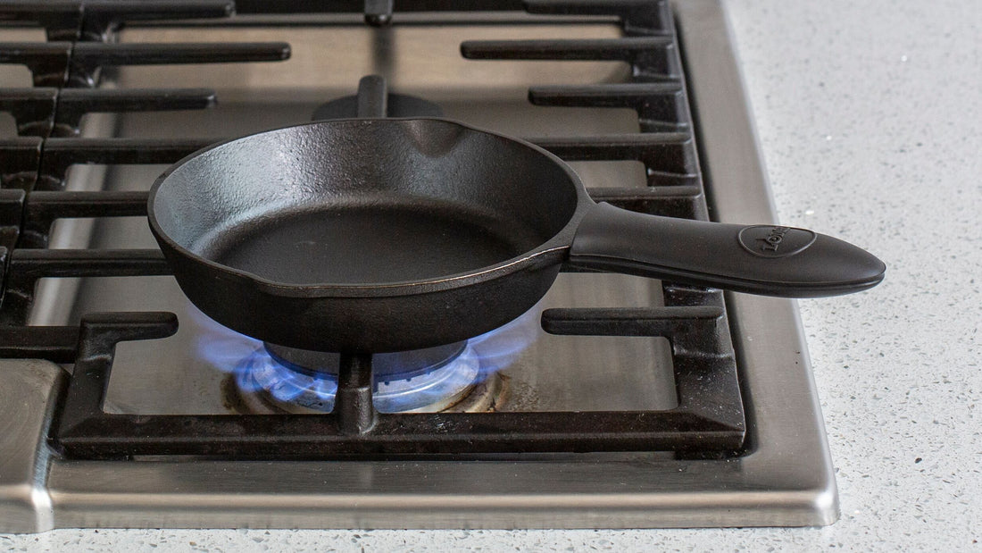 Lodge - Mini Silicone Hot Handle Holder Black - ASHHM11