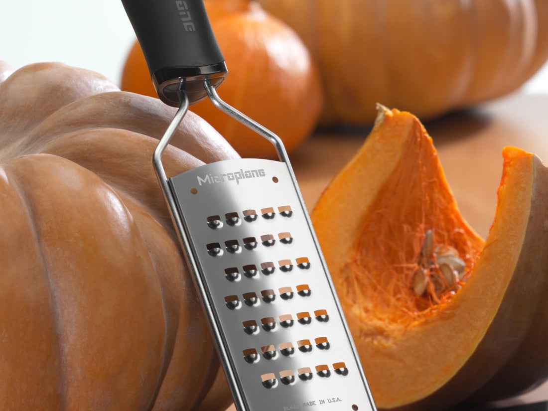 Microplane - Gourmet Series Extra Coarse Grater Black - 45008