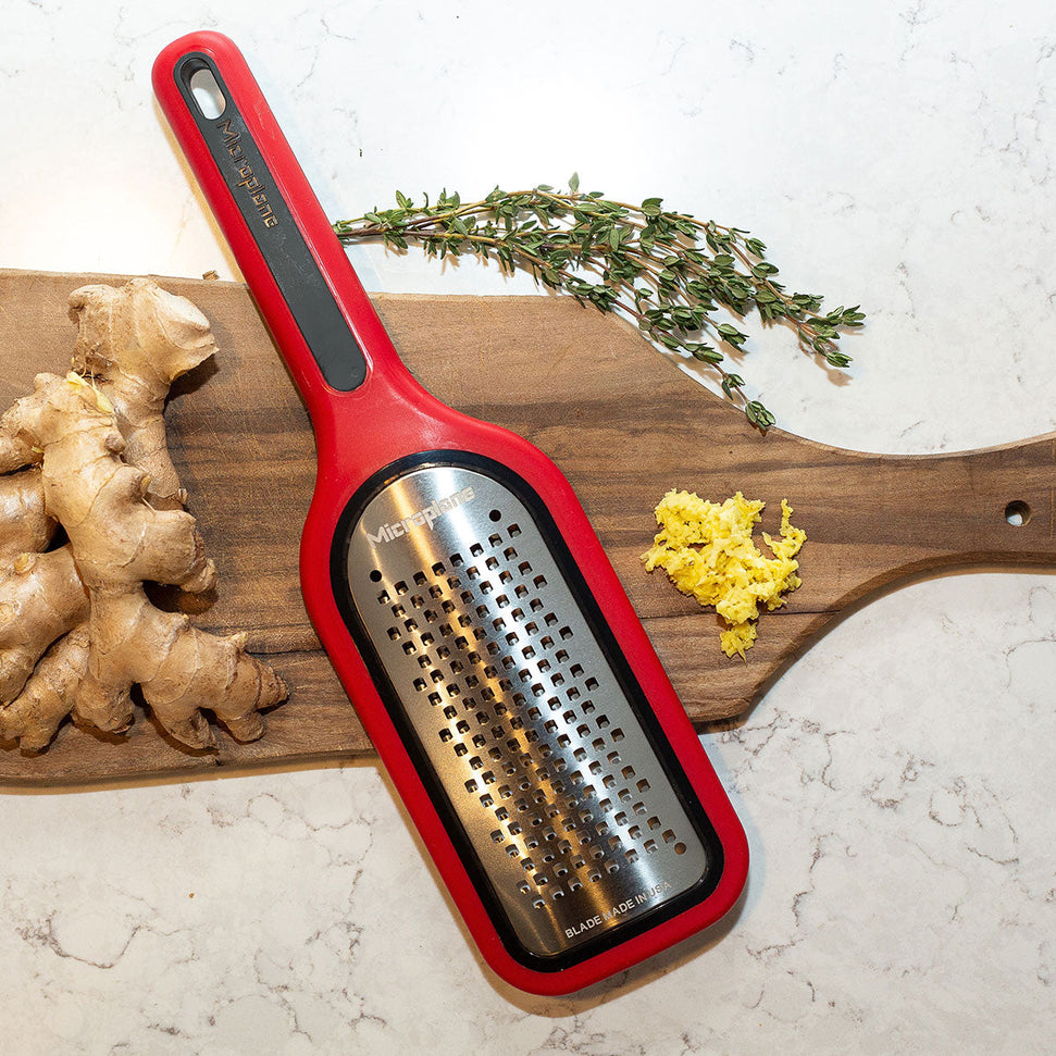 Microplane - Select Series Coarse Cheese Grater Red - 51101
