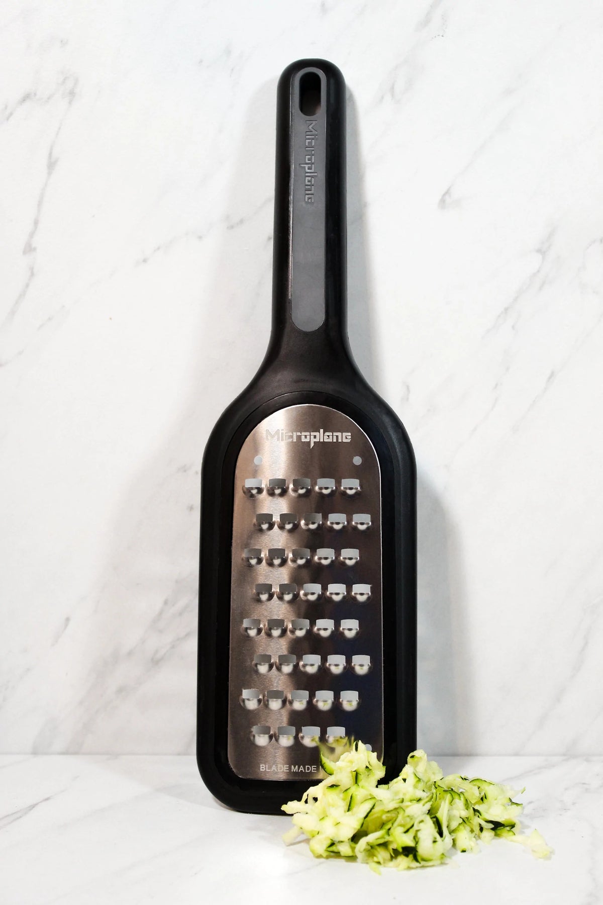 Microplane - Select Series Extra Coarse Cheese Grater Black - 51038