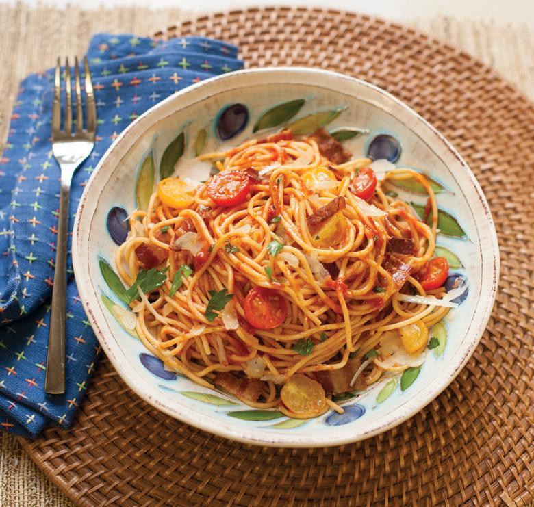 Nordic Ware - 10" Deluxe Plate Cover - 59368