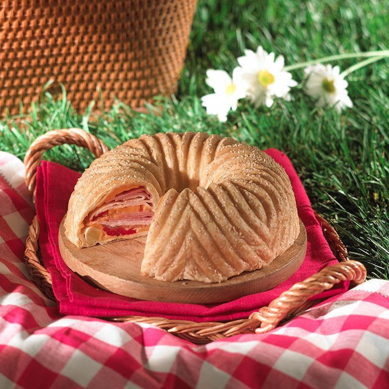 Nordic Ware - Bavaria Bundt Pan - 53637