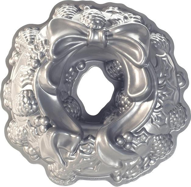 Nordic Ware - Holiday Wreath Pan - 56137