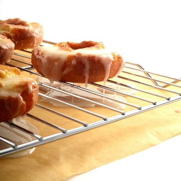 Norpro - 19" x 13" Deluxe Cooling Rack - 3587