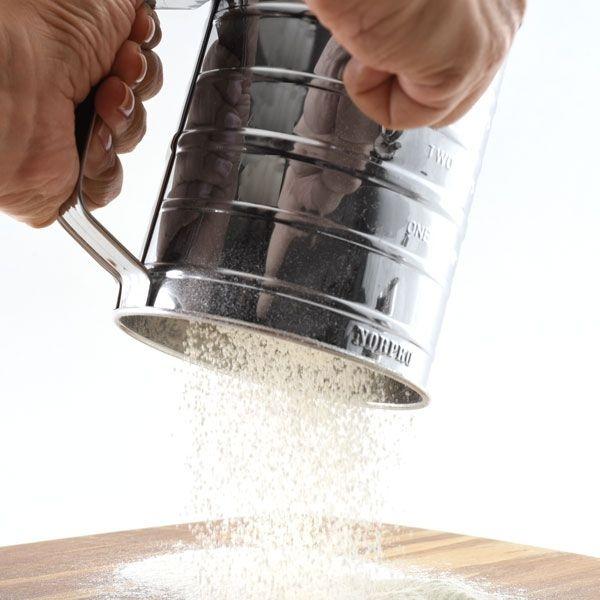 Norpro - 3 Cup Rotary Sifter - 136